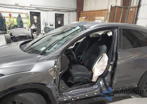 2022 Honda Hr-V Awd Sport z USA, uszkodzony, nr VIN 3CZRU6H1XNM707438